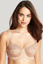Closeup of Clara Full Cup Bra in Chi 7522
