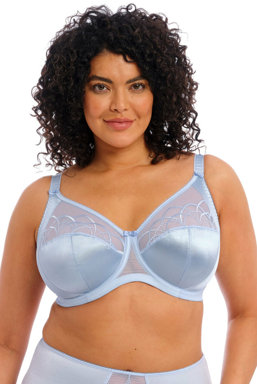 Close up of Cate underwire bra in Alaska