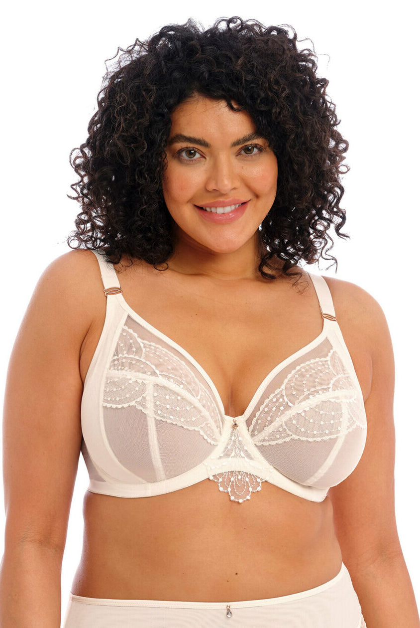 Closeup of Elomi Priya Underwire Plunge Bra in Vanilla