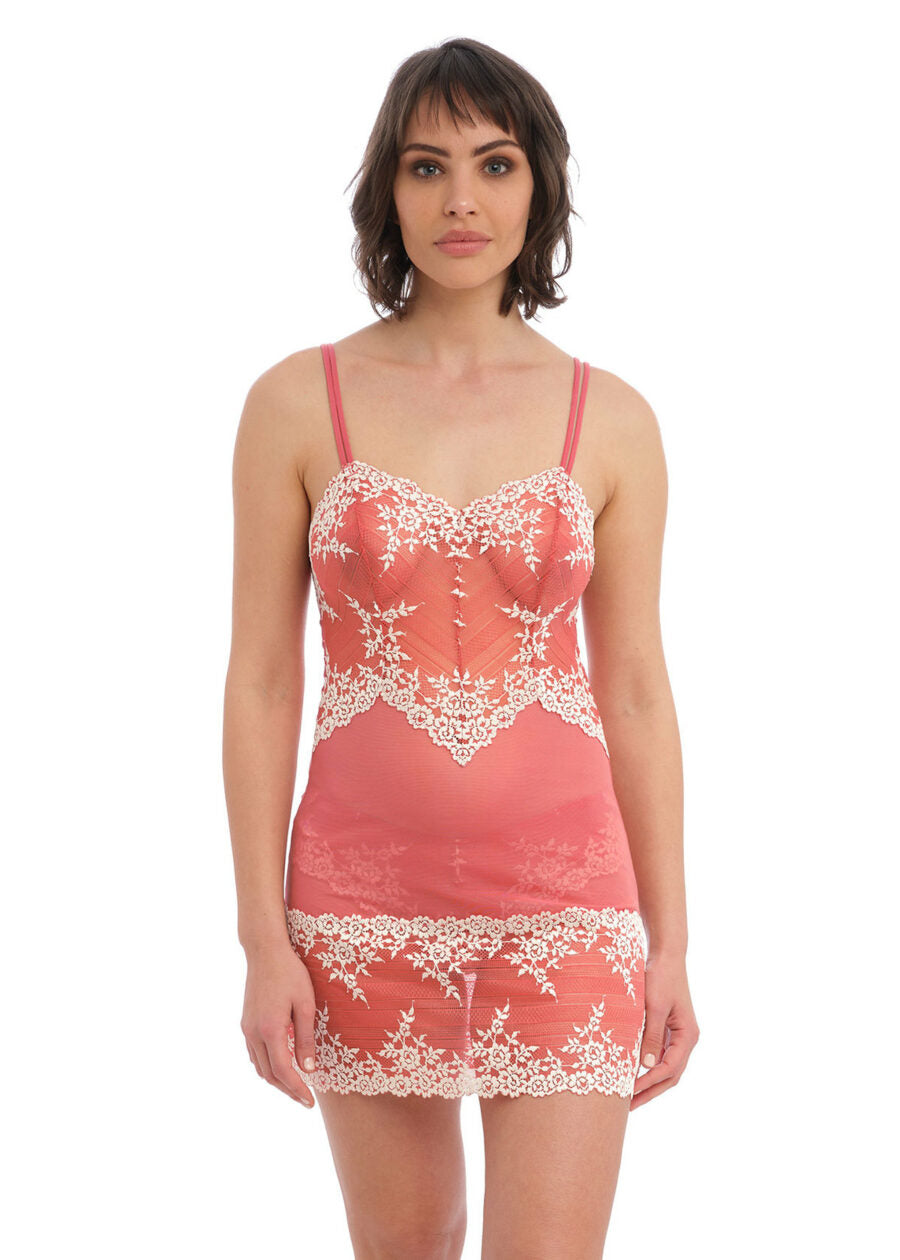 Closeup of Wacoal Embrace Lace Chemise in Faded Rose/White Sand