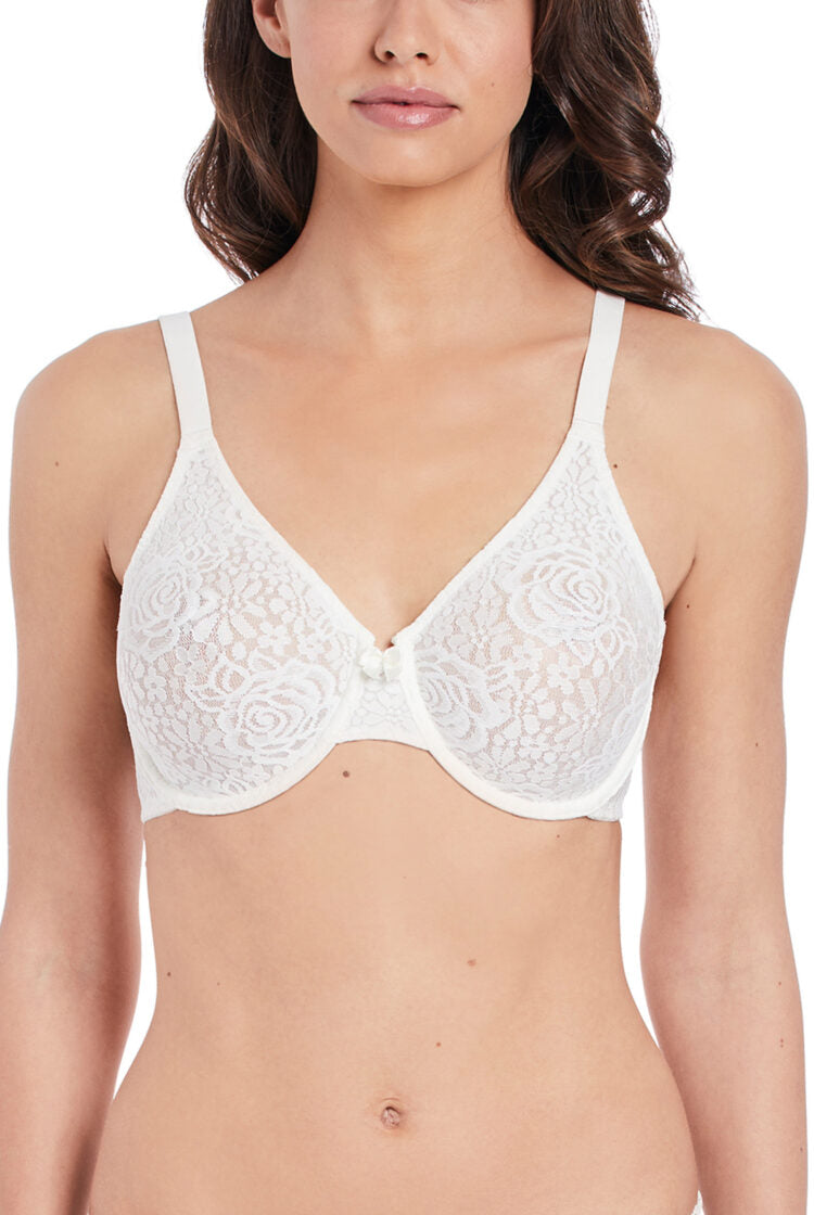 Closeup Of Wacoal Halo Lace Bra in Ivory